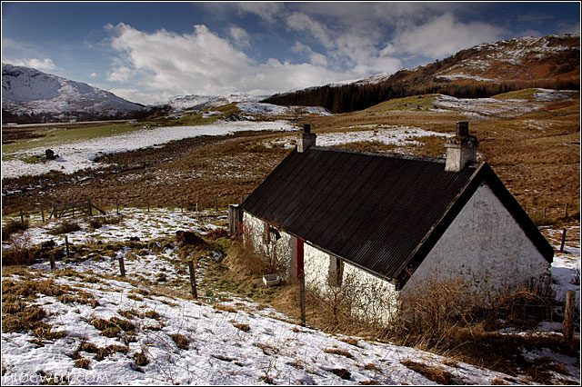 Glen Dochart cottage.jpg